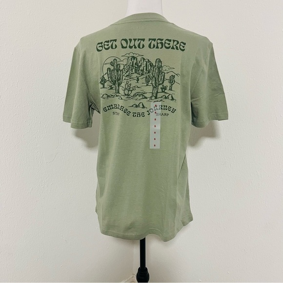 Old Navy Small Soft-Washed Graphic Shirt “Get Out There” Embrace The Journey NWT - Picture 4 of 8